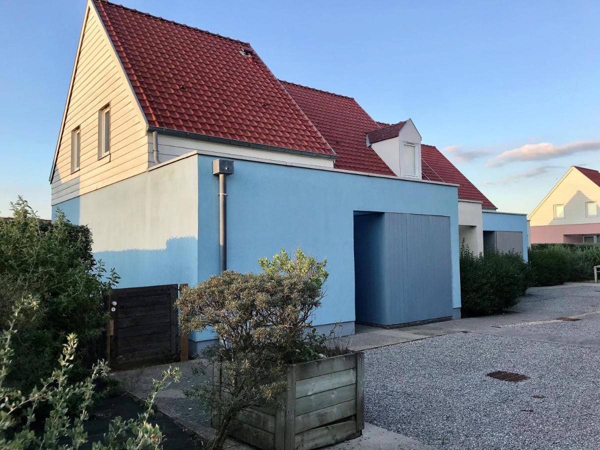 Holiday home Bleu-de-toi
